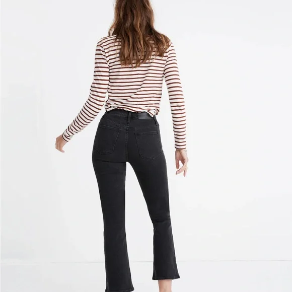 Madewell Cali Demi-Boot Jeans in Bellspring Wash Button-Front Edition - Picture 3 of 11